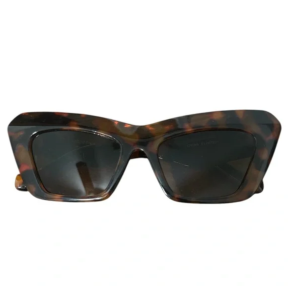 Leopard Cat Eye Sunglasses - Picture 2 of 3